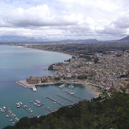 Zu Pippinu Lägenhet Castellammare del Golfo Exteriör bild